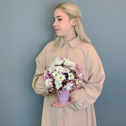 Стаканчик с хризантемой и розовой гипсофилой арт. 66995-Р