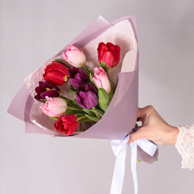 Букет из 9 тюльпанов в упаковке 928403