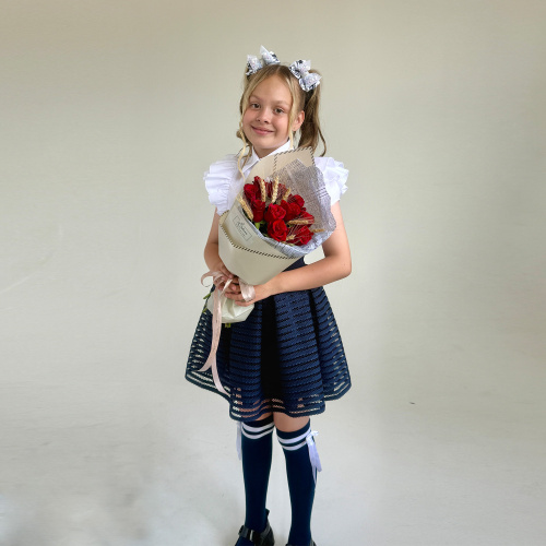 Букет 11 роз Кения с колосьями арт. 84333