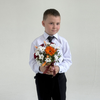 Школьный стакачик с герберой и хризантемой N 84328