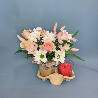 Сет "Ароматный". Набор стаканчики с цветами и аромасвечой 70341